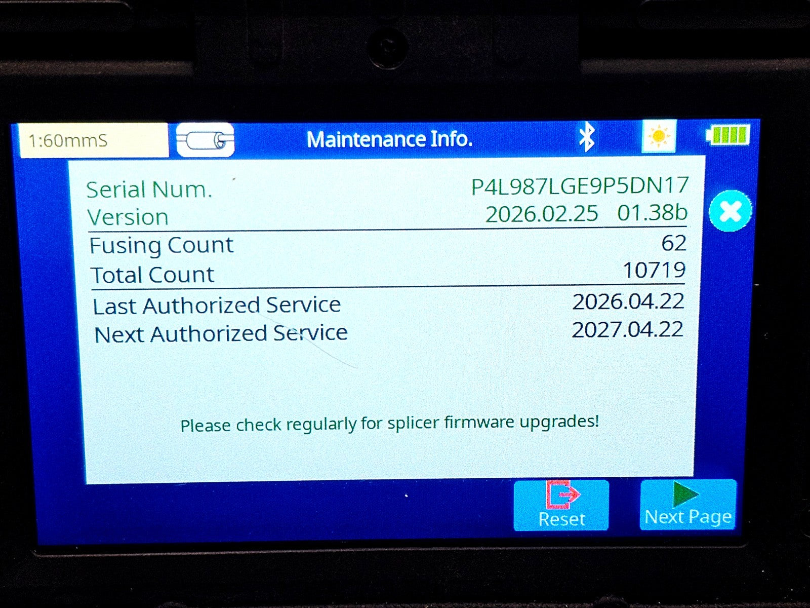 Fujikura 90S+ fusion splicer port and connectivity panel detail
