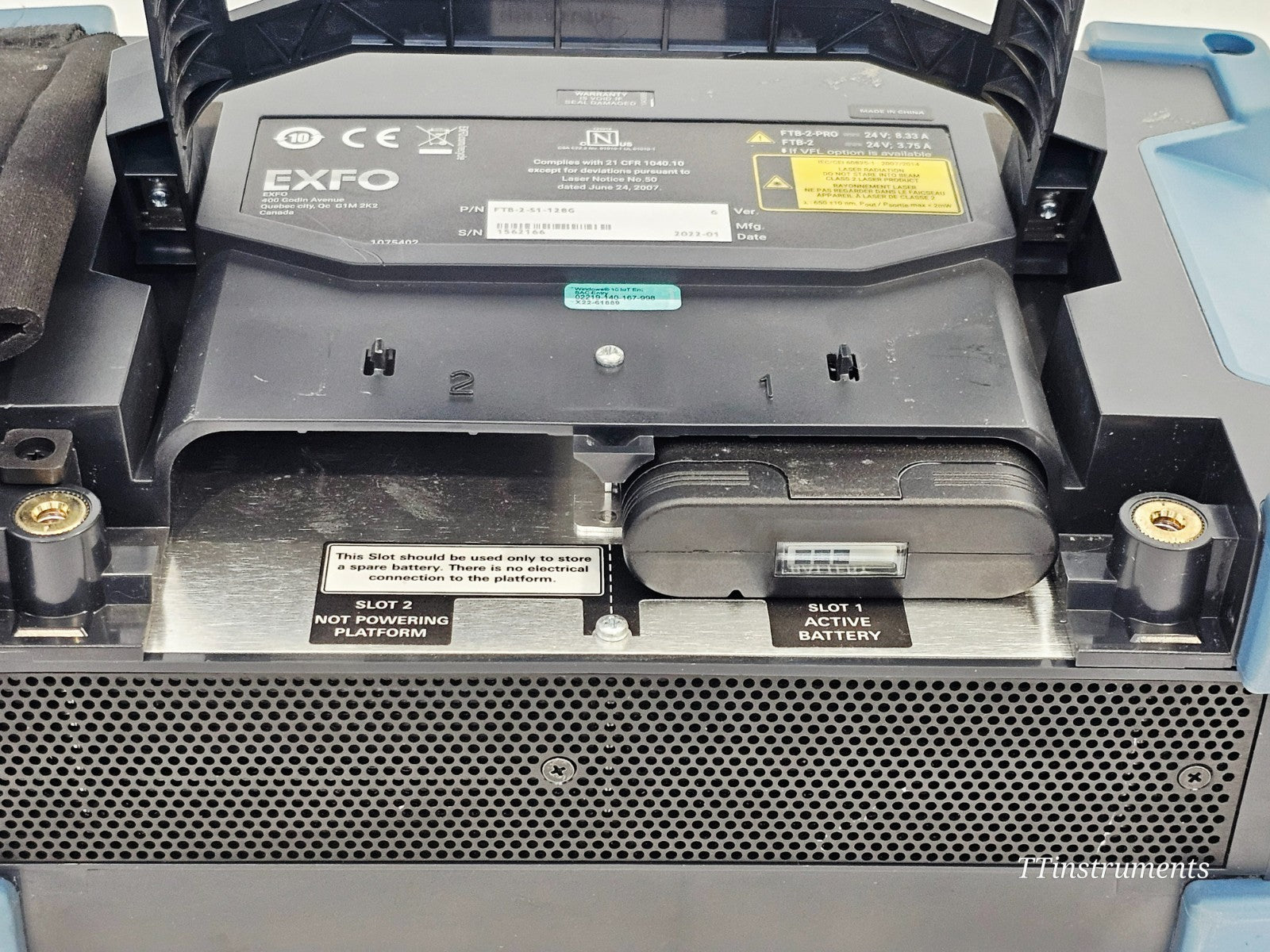 EXFO FTB-2 OTDR cosmetic condition view used optical reflectometer housing
