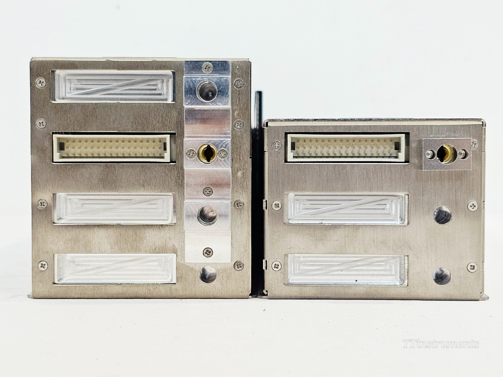 EXFO FTB-500 I/O port panel showing USB and communication interfaces