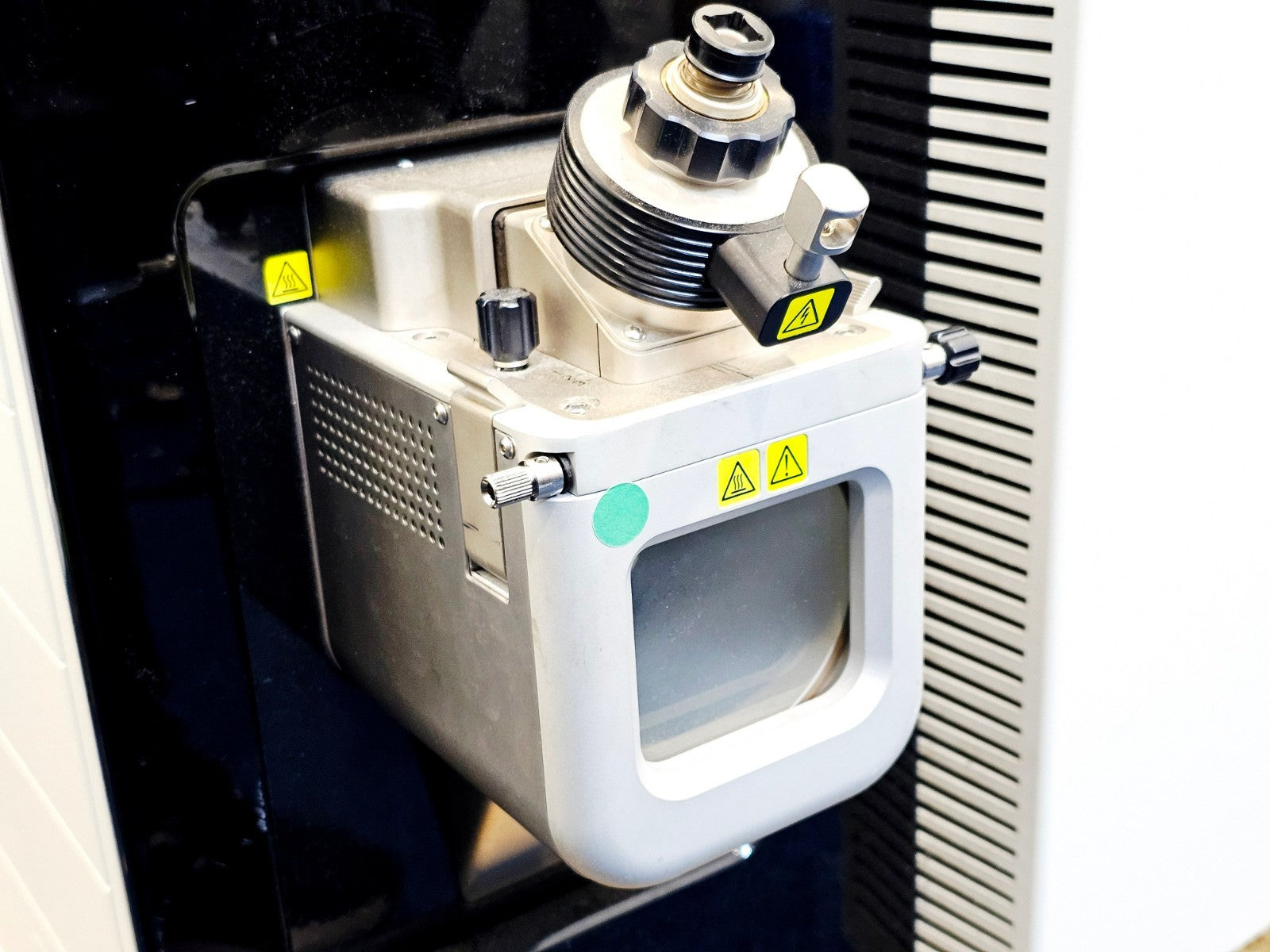 Thermo Scientific TSQ Endura Mass Spectrometer 2013 with PC and Software + HPLC