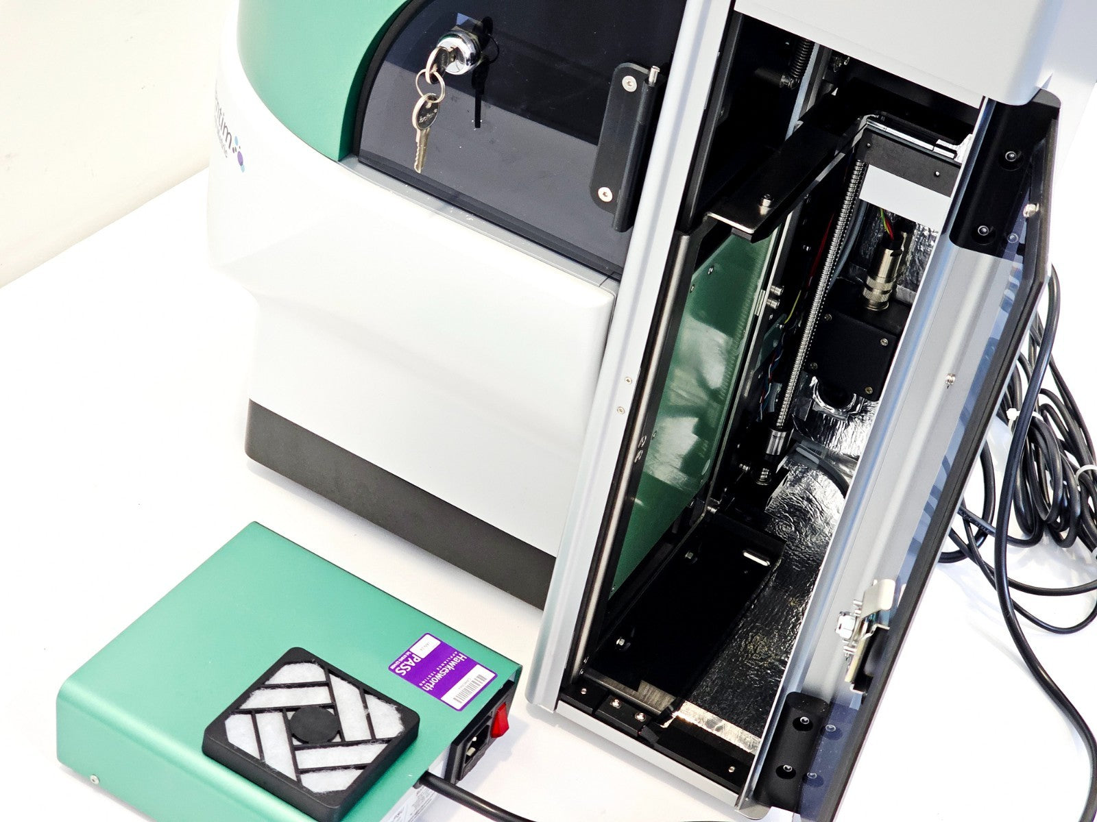 Solentim Cell Metric CLD High Contrast Imager w/10 Plate Heated Stacker MFG 2021