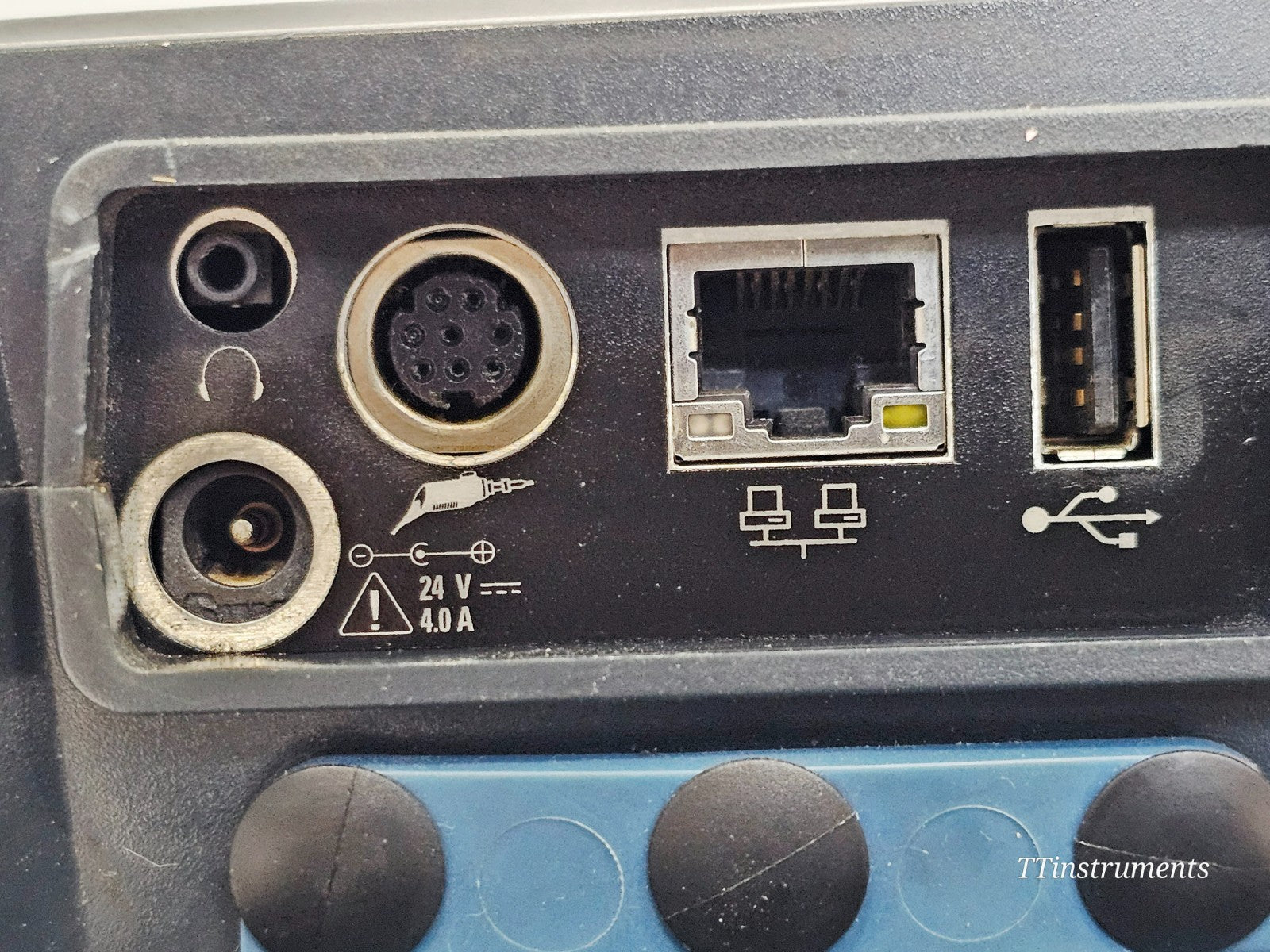 EXFO FTB-200 V2 with FTB-7300E OTDR 1310/1550/1625nm SM 39/37/37 dB SC-APC8