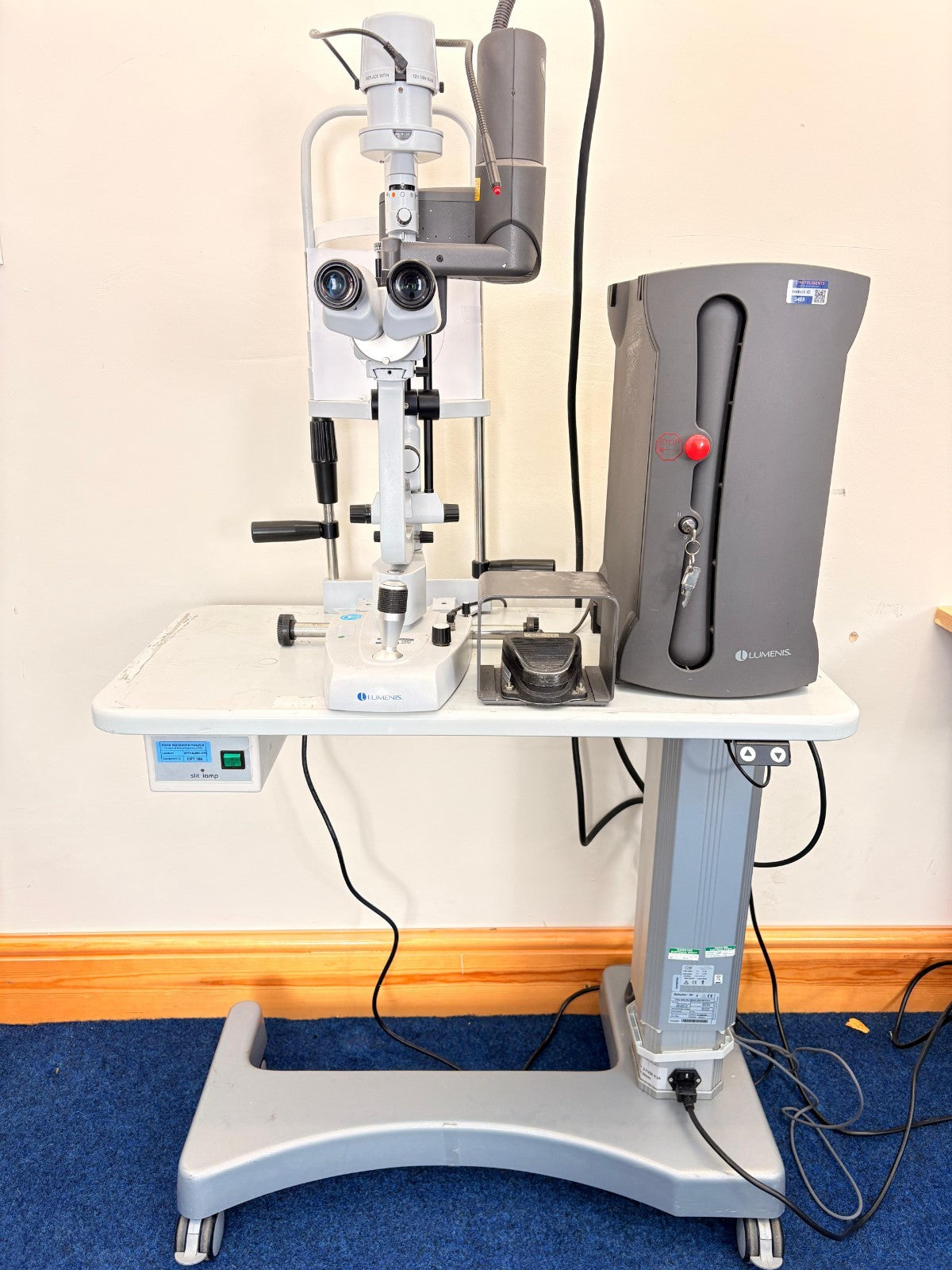 Lumenis Selecta II SLT Laser + SL‑990‑3X Slit Lamp (Optional Table)