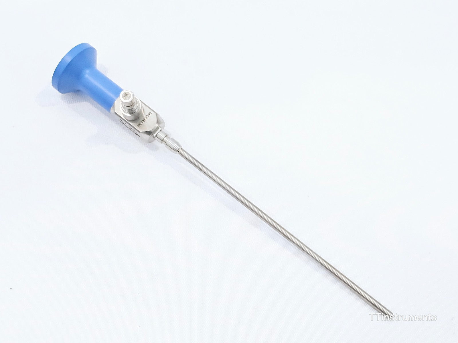 Stryker trocar and obturator handle assembly from arthroscopy set