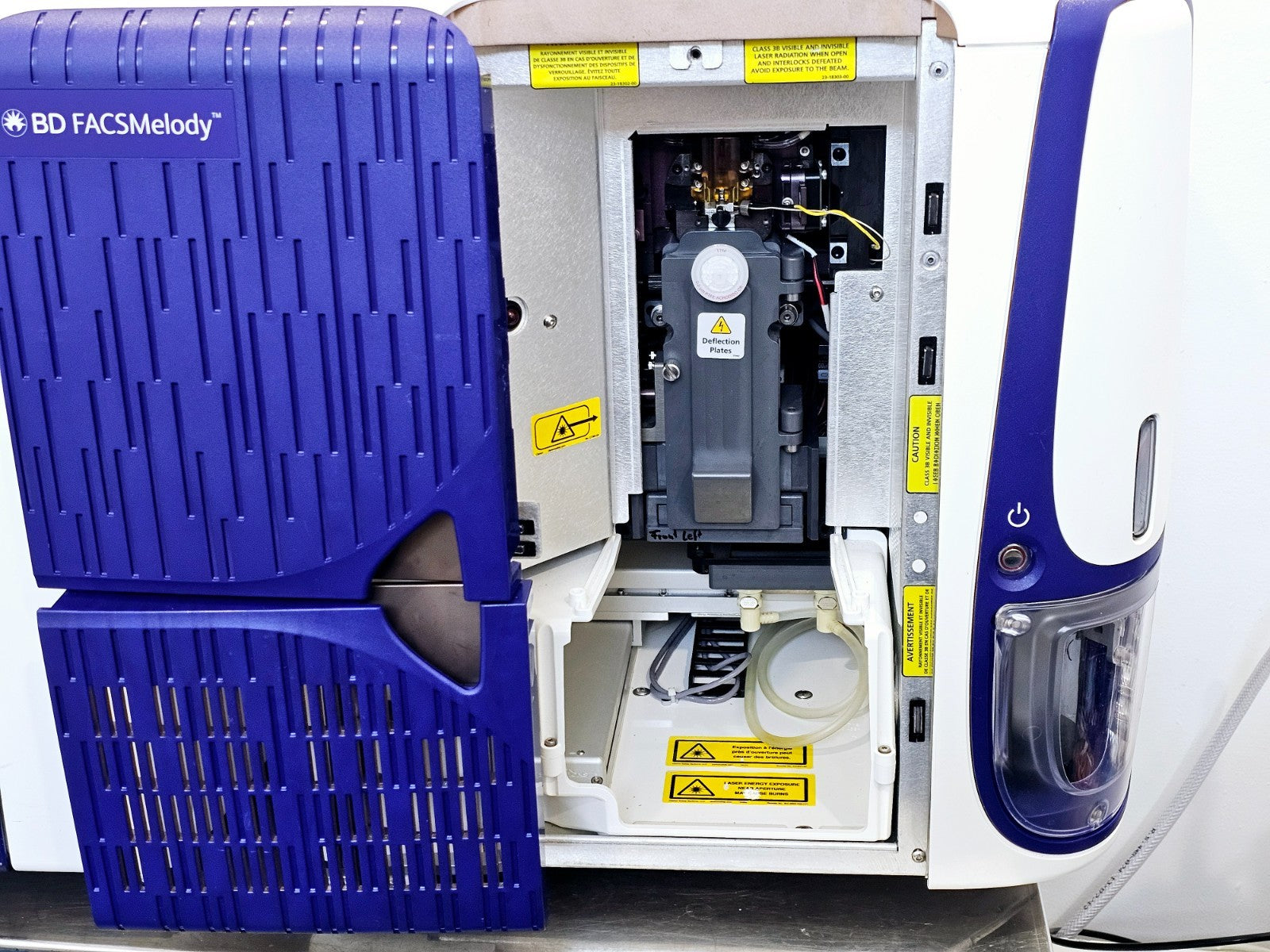 BD Becton Dickinson FACSMelody Cytometer Cell Sorter System 661768 3 Lasers