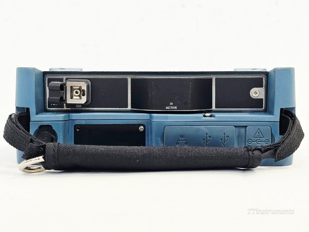 EXFO MAX-720C-SM1-EI OTDR screen and interface close-up