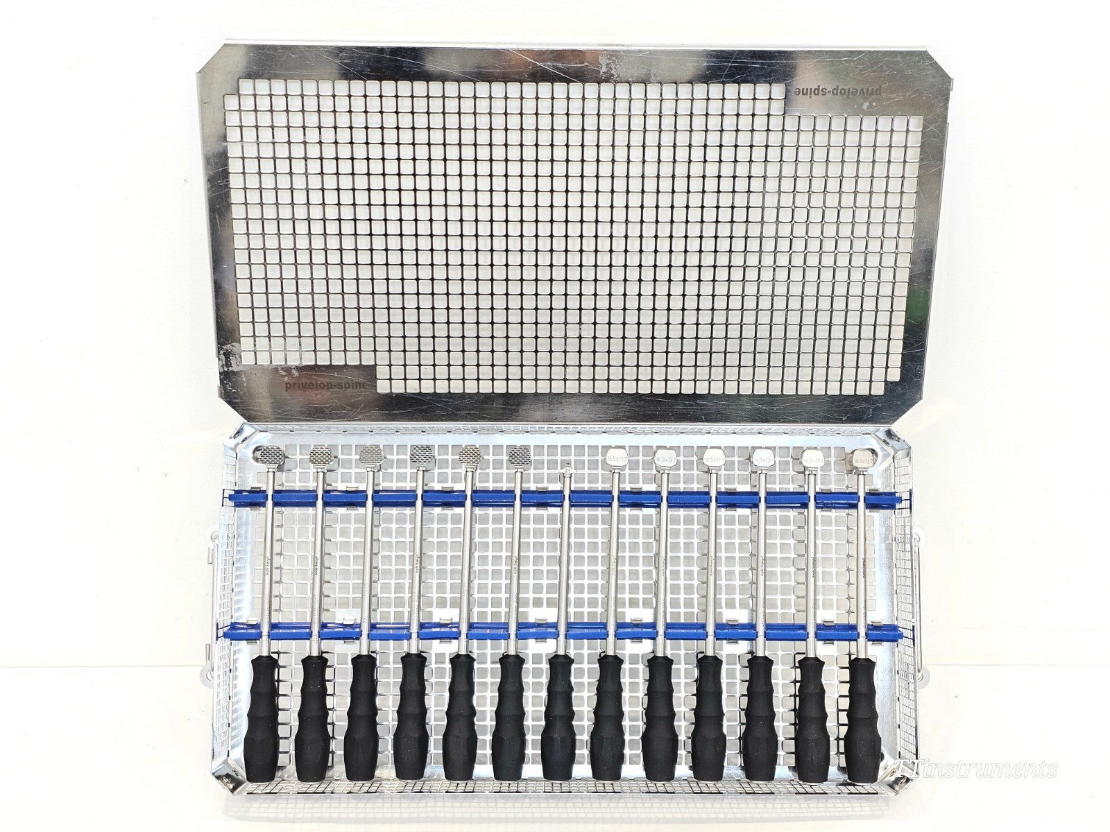 Privelop Spine Hygro-C Instrument Tray 2024-1050