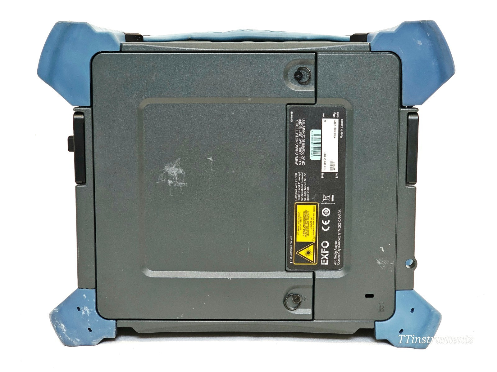 EXFO FTB-500 module slot close-up showing optical test module interface