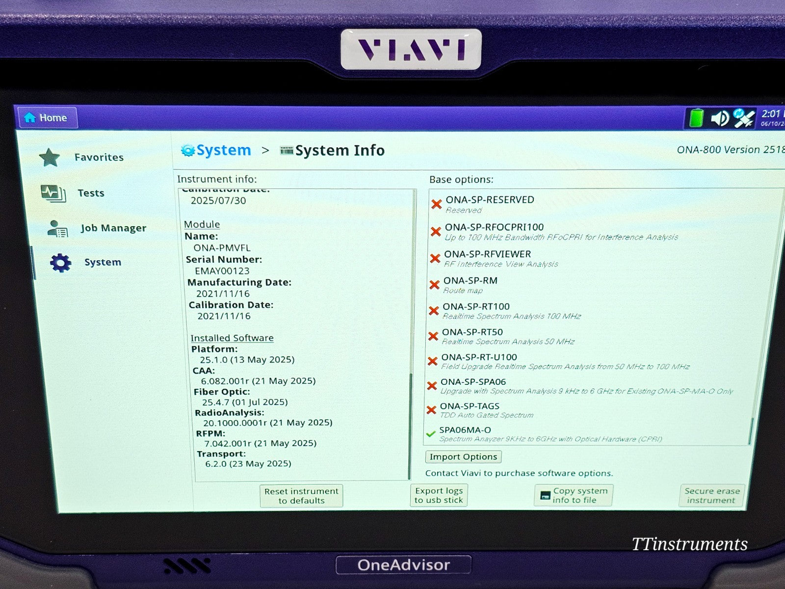 VIAVI OneAdvisor power adapter and charging accessories included