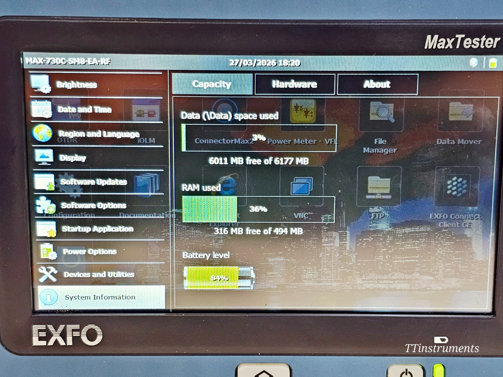 EXFO MAX-730C-SM8-EA OTDR screen displaying test results and event table