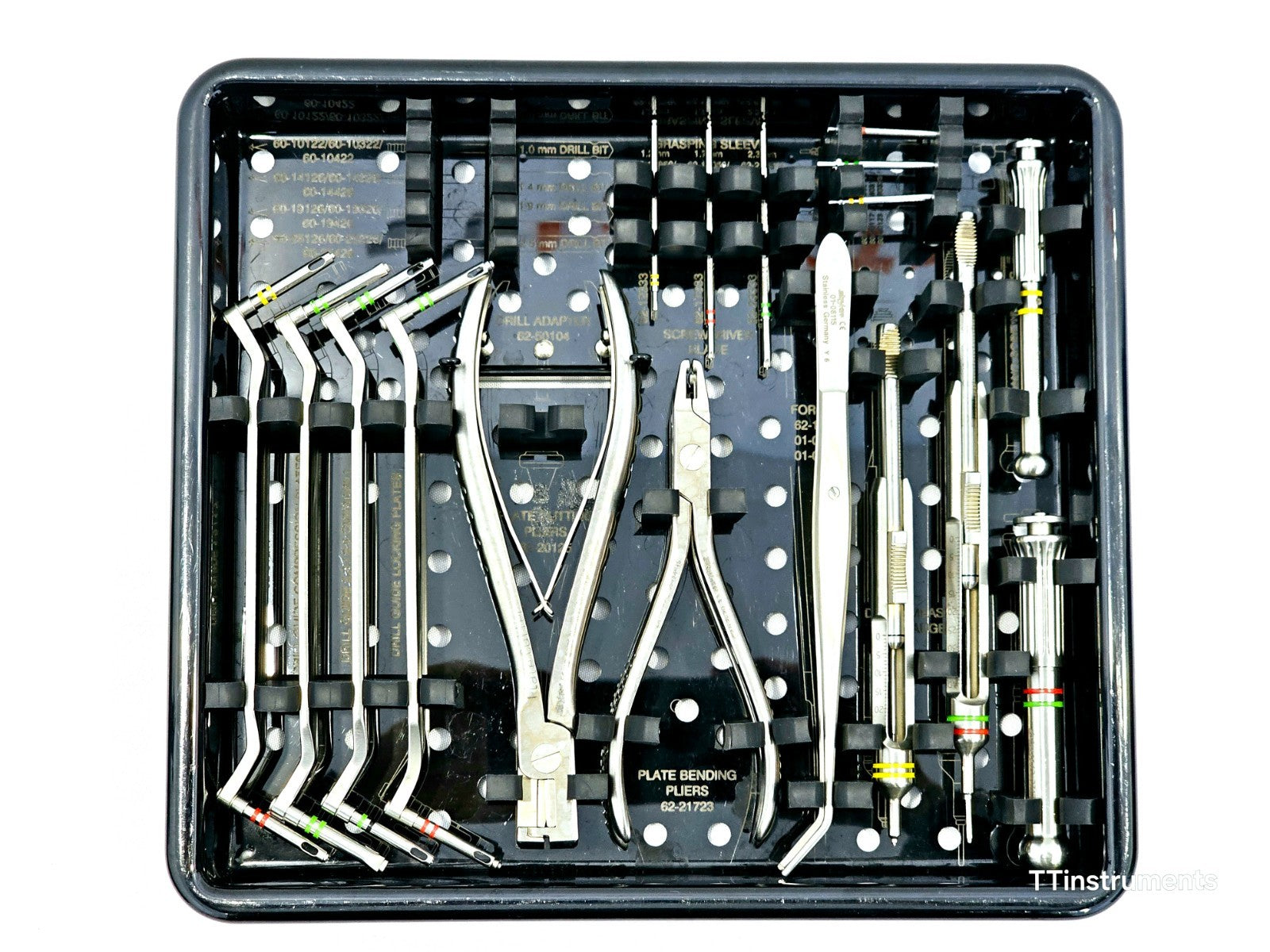 Stryker 29-13010 VariAx variable-angle locking screws assortment
