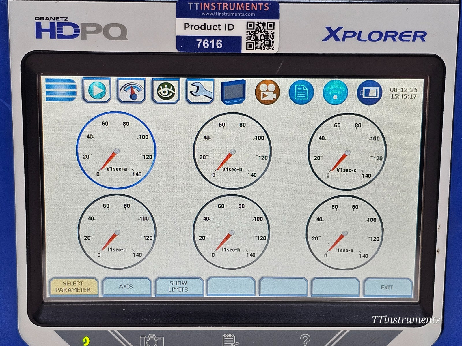 Dranetz HDPQ Xplorer and DRANFLEX 3000XLB sensor set laid out showing full accessory bundle