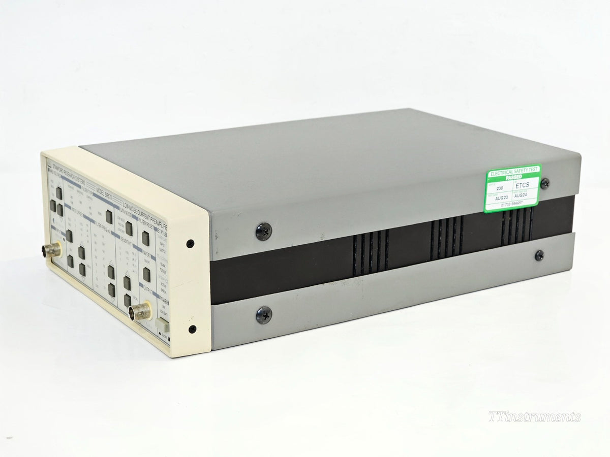 Stanford Research signal amplifier side view, used test and measurement equipment