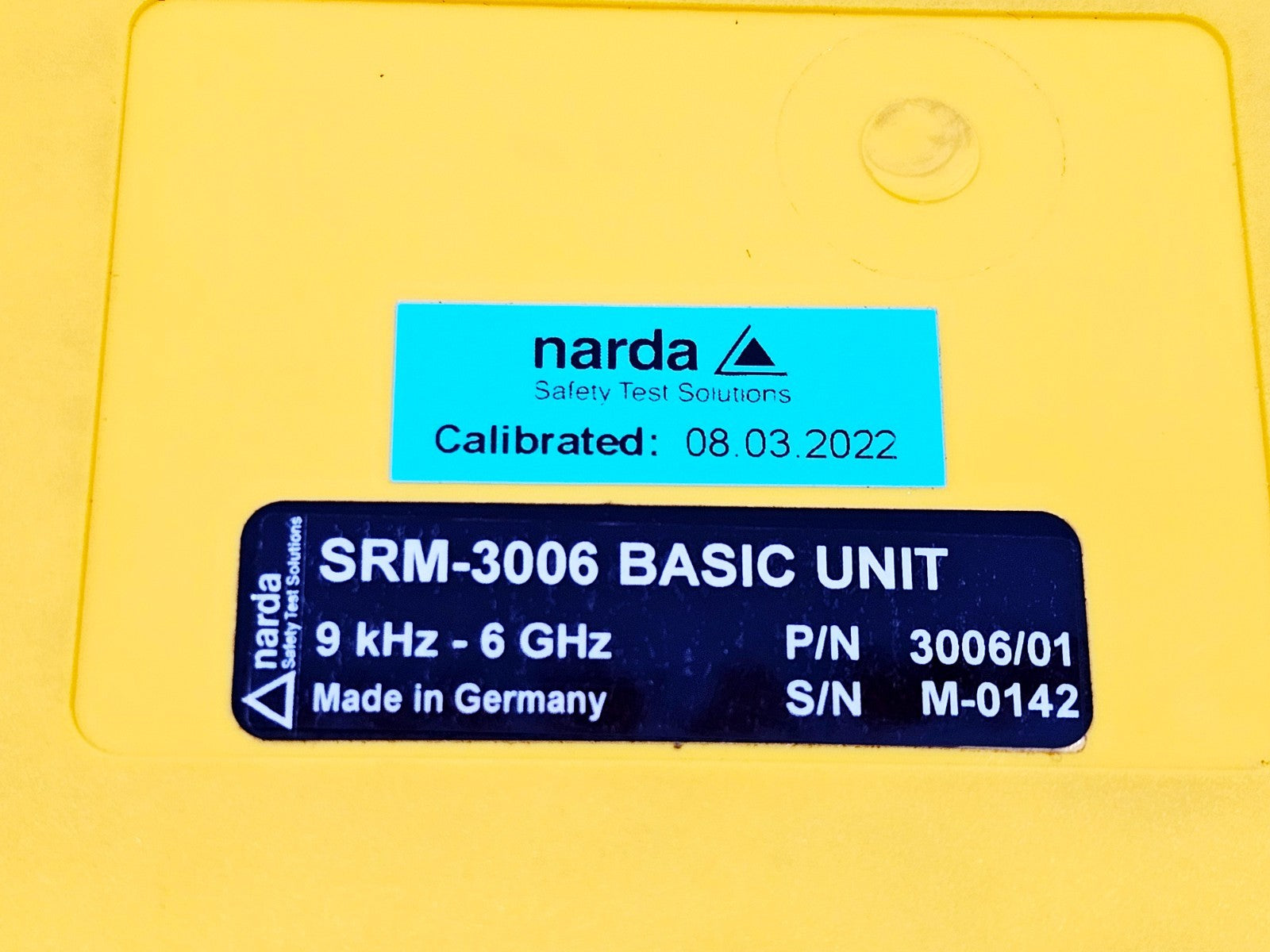 Narda SRM-3006 EMF meter accessory port and interface connection detail
