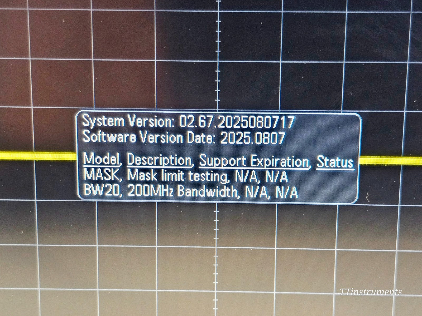 Keysight DSOX2024A oscilloscope accessories included with unit