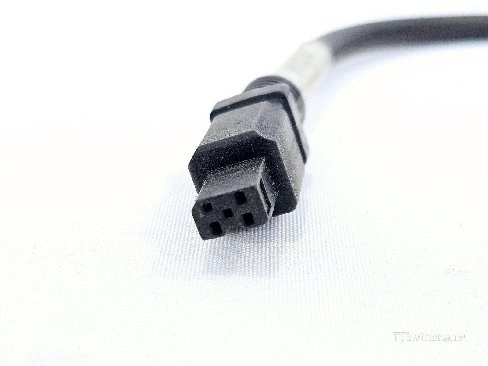 Fujikura DCC-14 OEM charge cord connector end detail, compatible with ADC-13 AC adapter