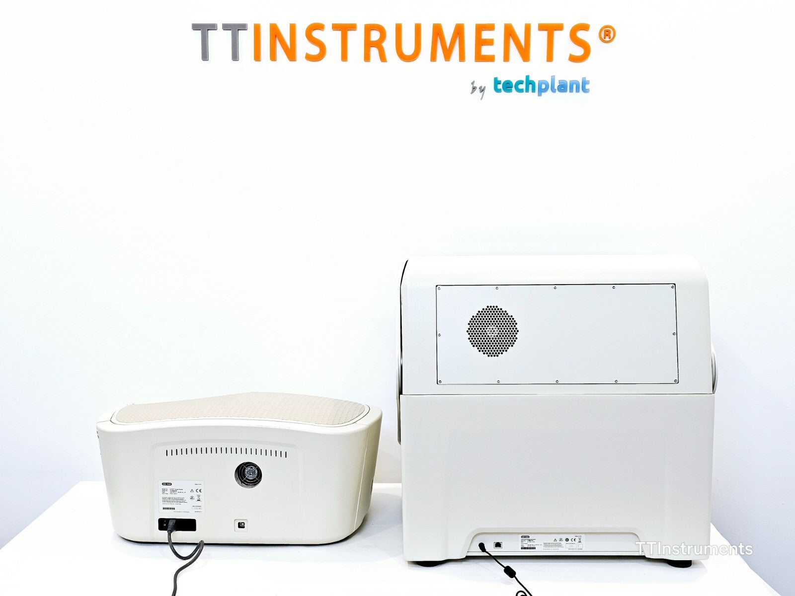 BIO-RAD Low Usage Automated Droplet Generator & QX200 Droplet Reader with Laptop
