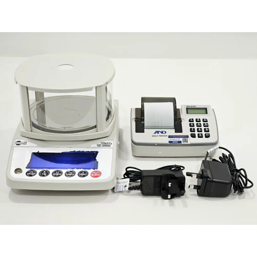 A&D FZ-2000i precision balance scale front view showing display and weighing pan