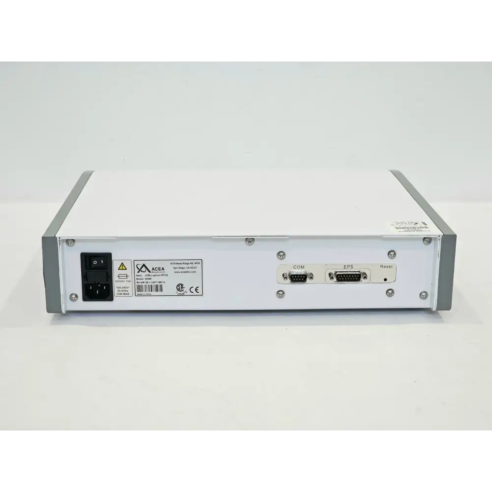 xCELLigence RTCA W380 rear panel showing COM port, EPS port, reset button, mains switch and model label