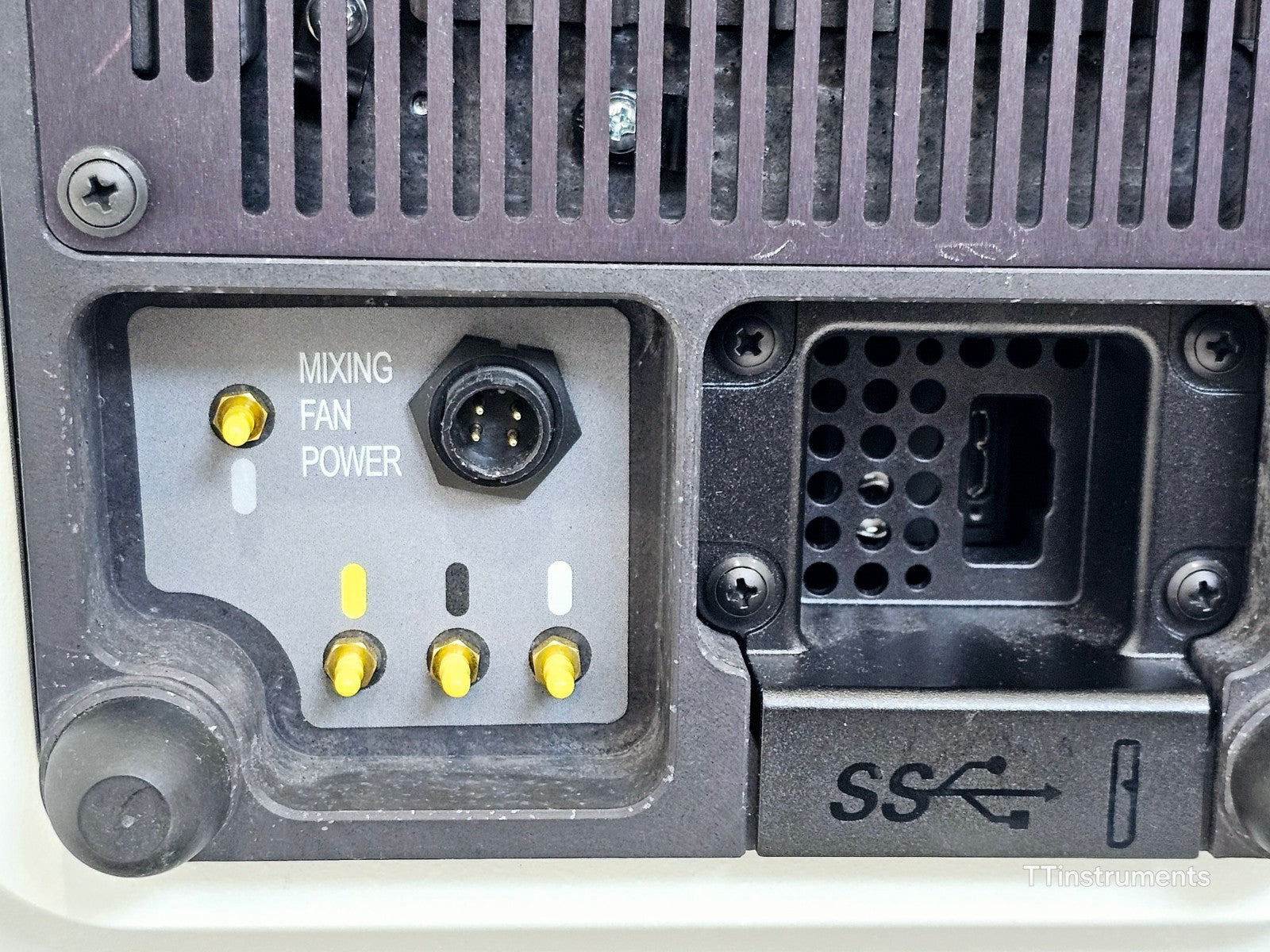 Agilent BioTek Cytation 1 Model CYT1V Cell Imaging Multimode Reader 365 465 590