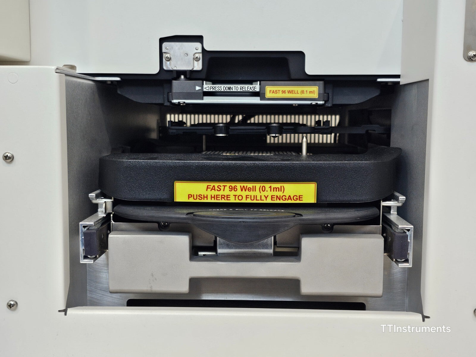 Applied Biosystems QuantStudio 12K Flex Real-Time PCR System 4470661 96-Well