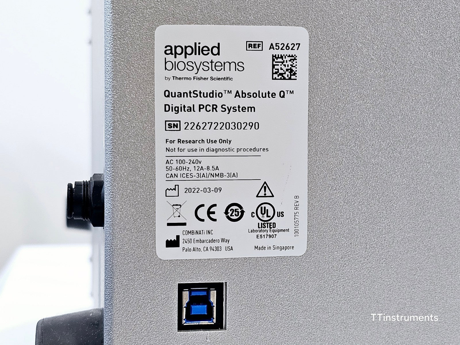 Applied Biosystems QuantStudio Absolute Q Digital PCR System Laptop and Software