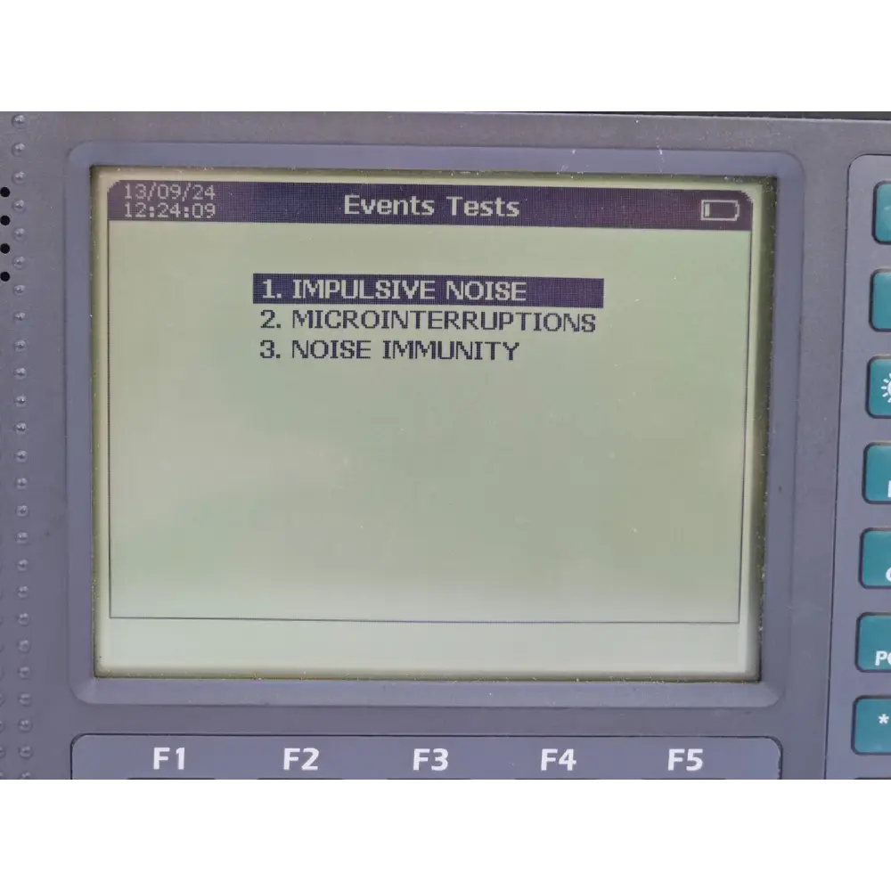 aTen ALT2000 TDR display showing open circuit fault location trace on copper pair