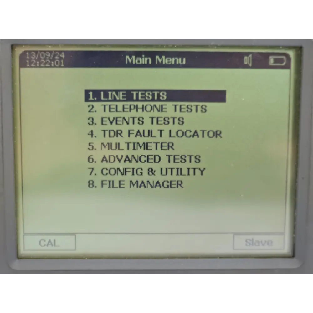 Fujikura 12S splicer display screen showing splice loss result and fibre image