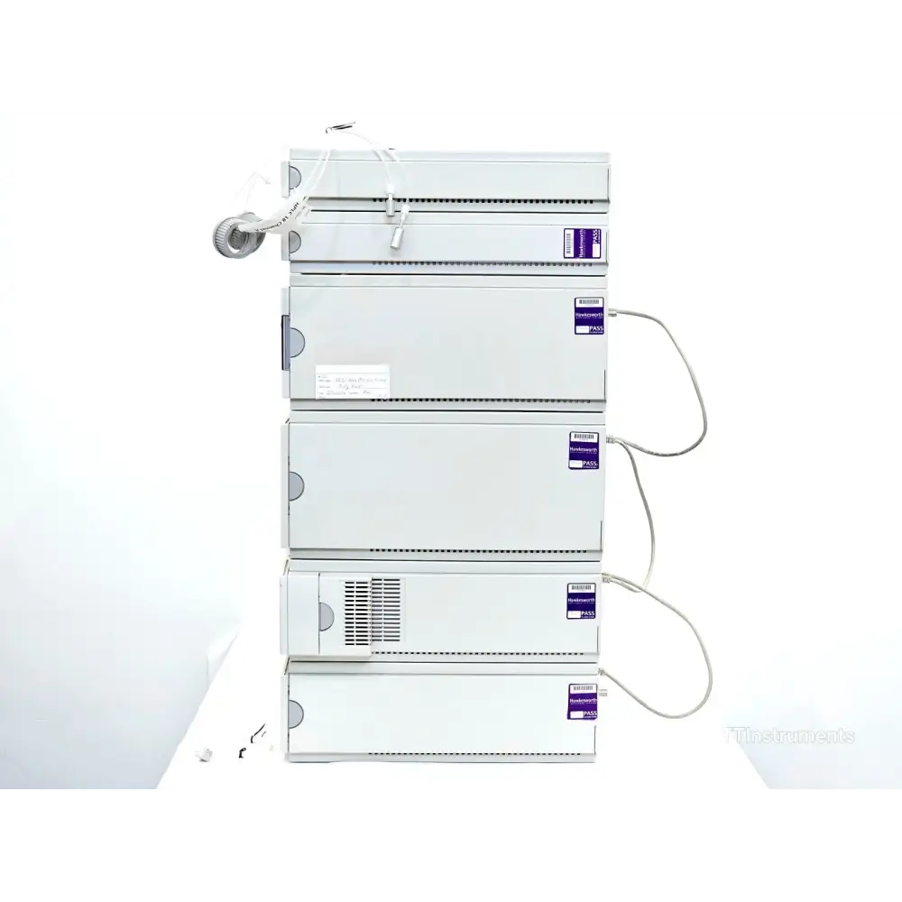 Agilent 1100 Series HPLC system showing G1312A binary pump and G1322A degasser modules