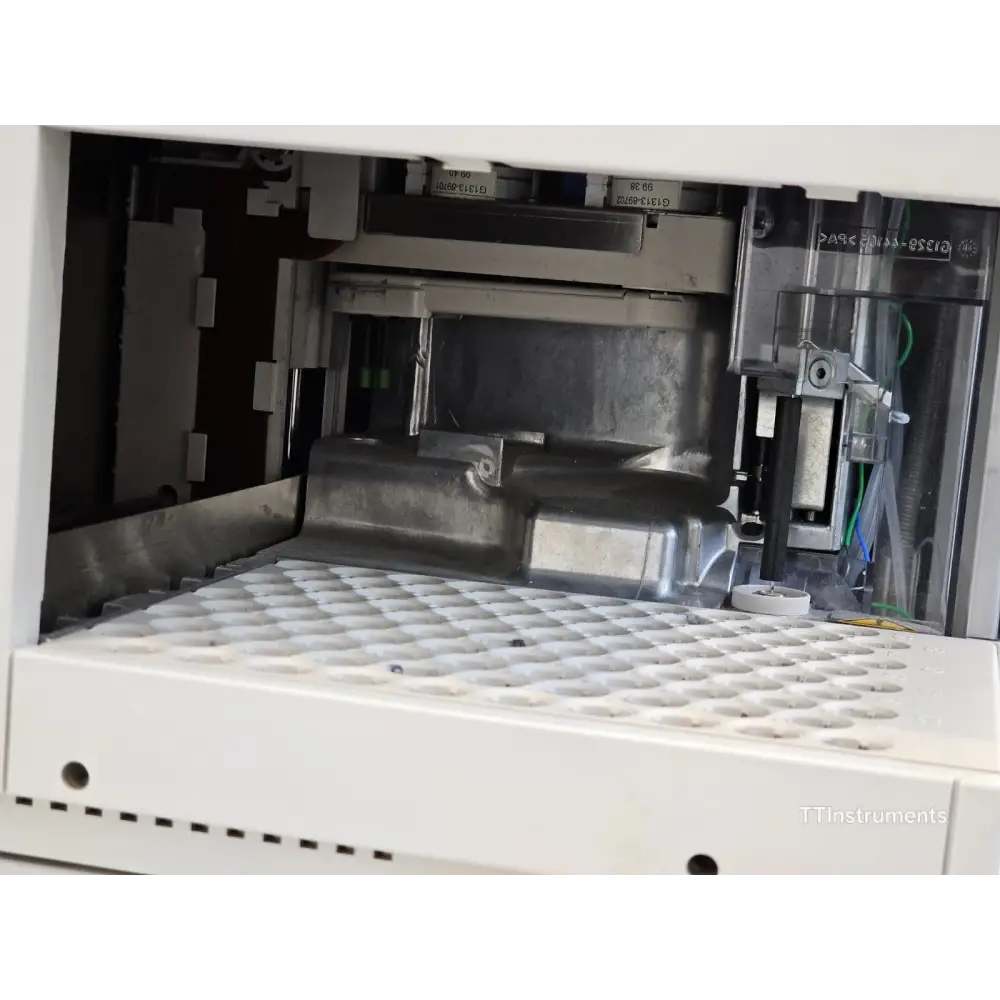 Agilent 1100 HPLC system power connections and rear interface ports close-up