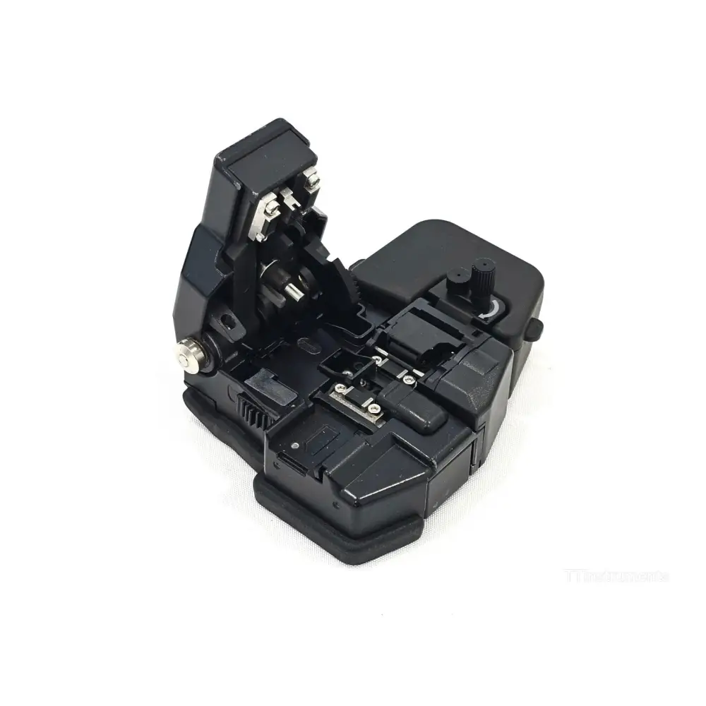 Fujikura FSM-18R complete kit laid out including splicer, CT-30 cleaver, HJS-03 stripper, battery pack and AC adapter