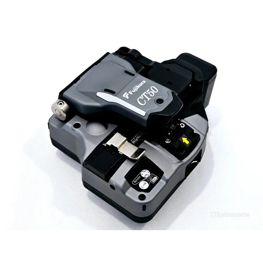 Fujikura 41S+ fusion splicer in hard carrying case with CT-50 cleaver and accessories stored inside