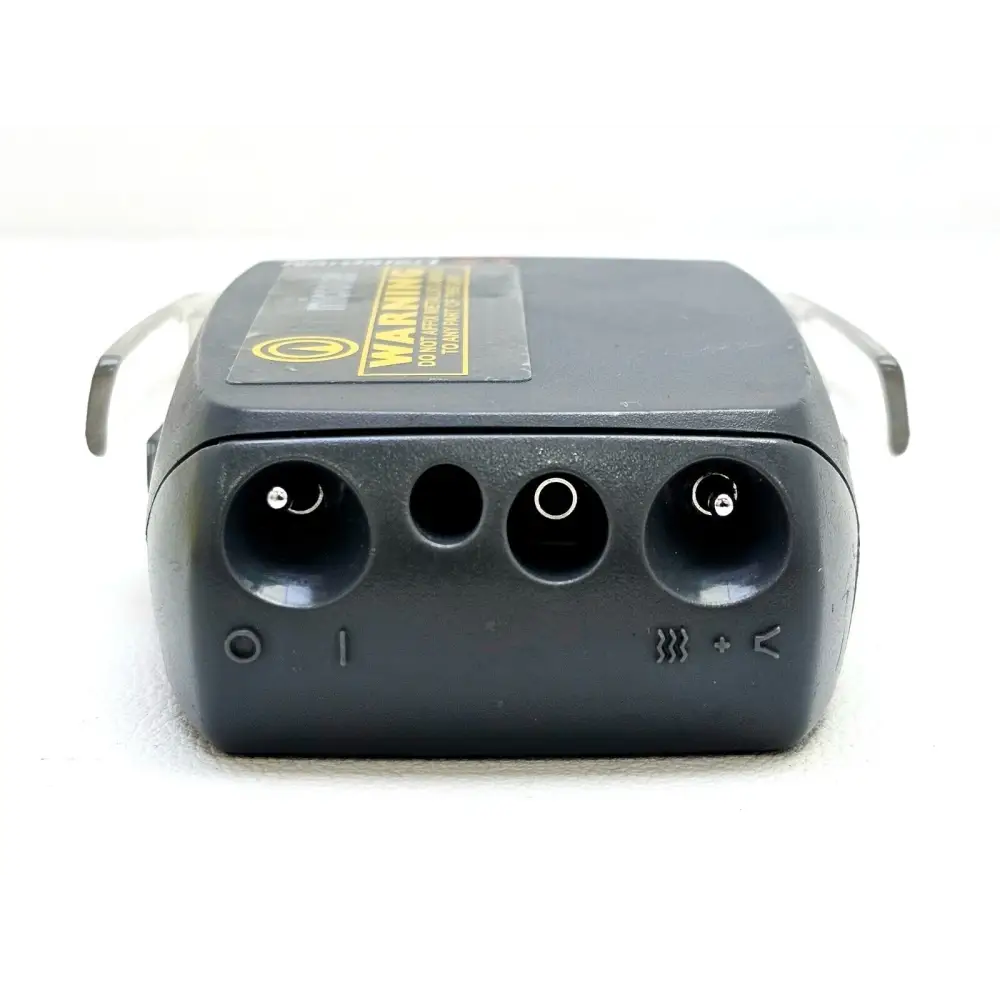 Nardalert XT D8860 close-up of alarm indicators and ICNIRP occupational calibration label