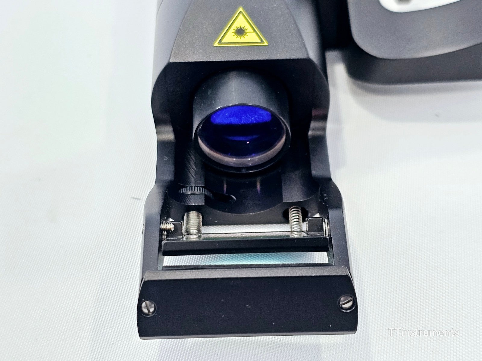 Carl Zeiss VisuLAS 690s Opthalmic Photodynamic Therapy Laser System w/ Aperture