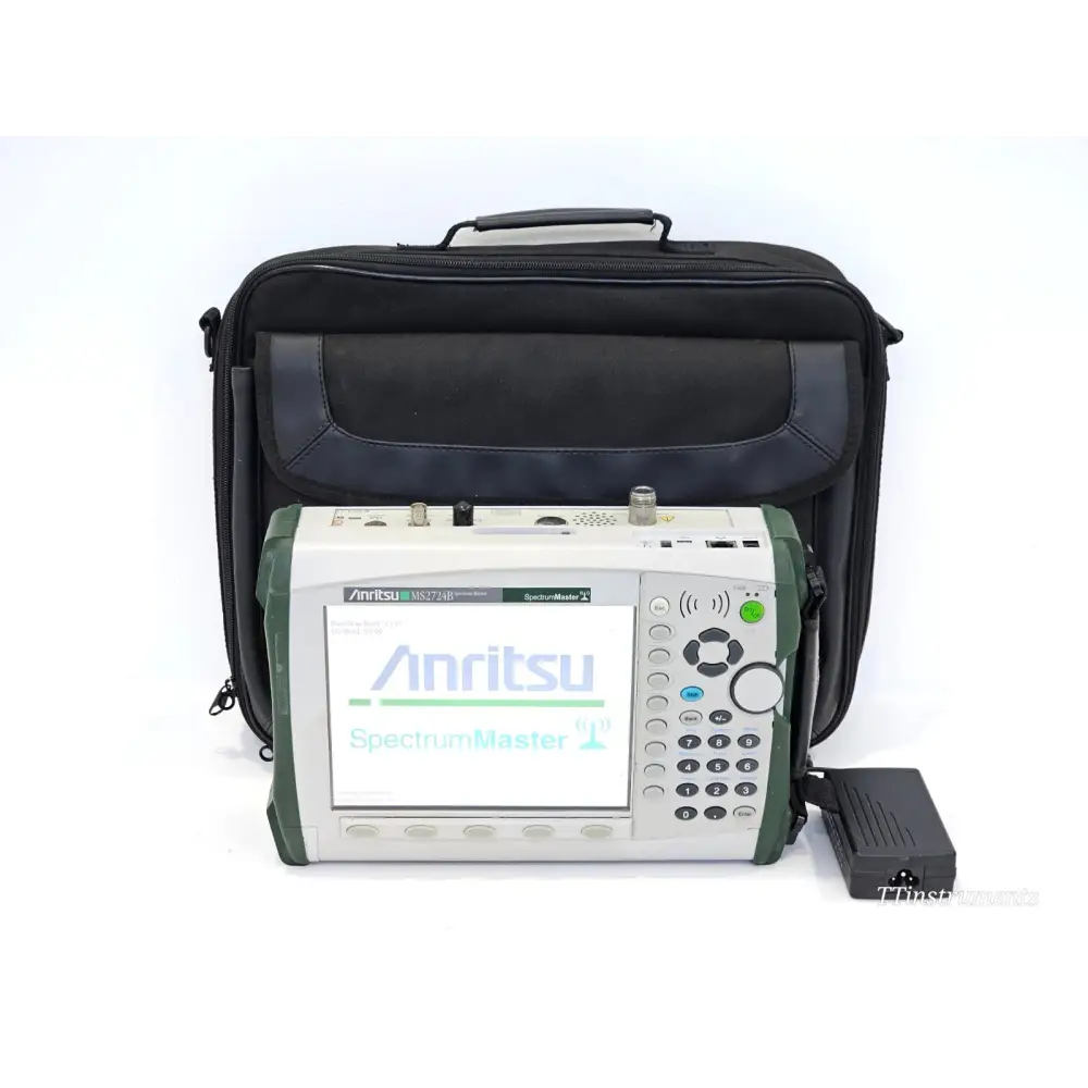 Anritsu MS2724B Spectrum Master 20 GHz with soft carry case and AC adapter, front 3/4 view