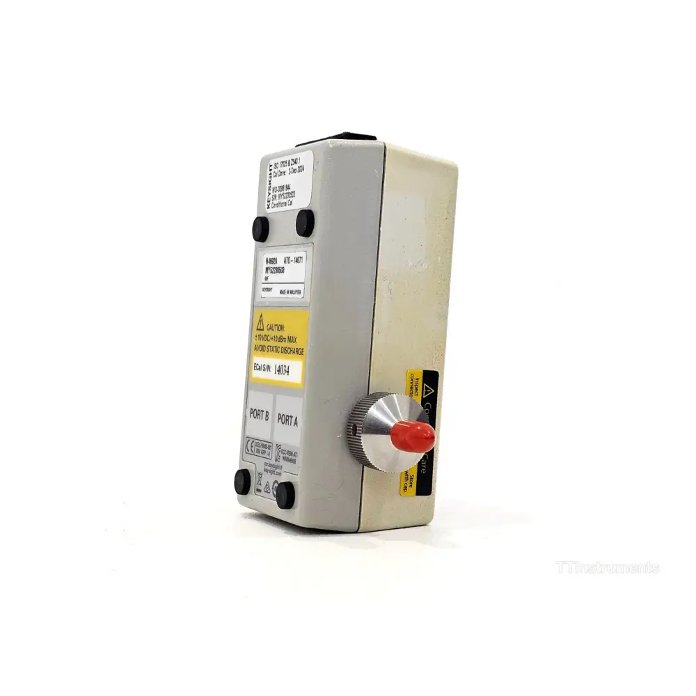 Keysight N4692A 40 GHz ECal module top view with product identification label