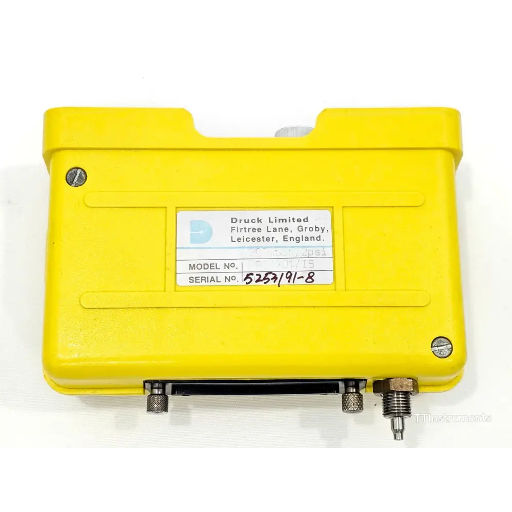 Druck DPI 701 IS rear and pressure port detail showing G1/8 connector and instrument labelling