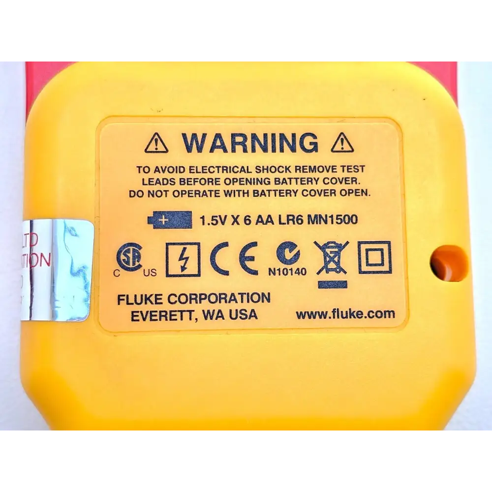 Fluke 345 power quality meter showing power factor reading on display