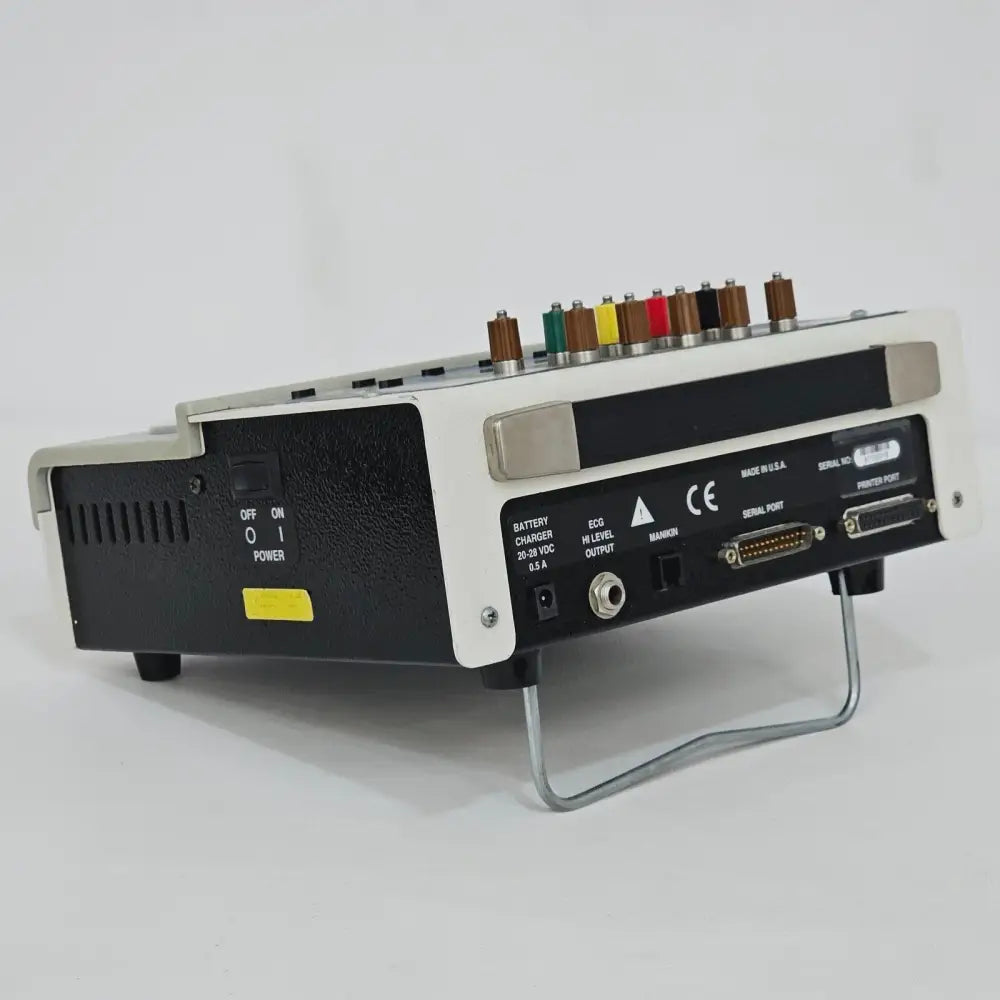 Impulse 4000 Pacer Analyser bottom panel and carry handle view