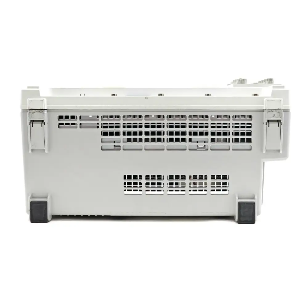 DSO9404A oscilloscope right side panel view