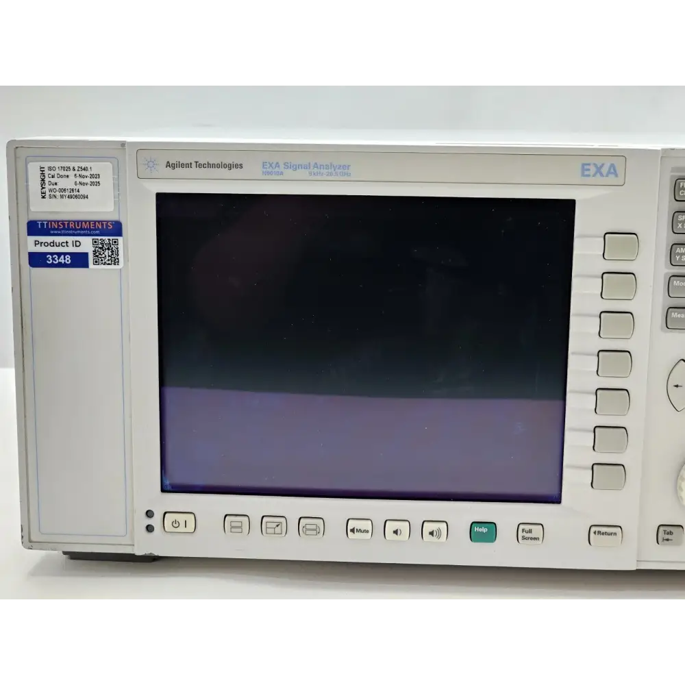 N9010A signal analyzer handle and front bezel close-up