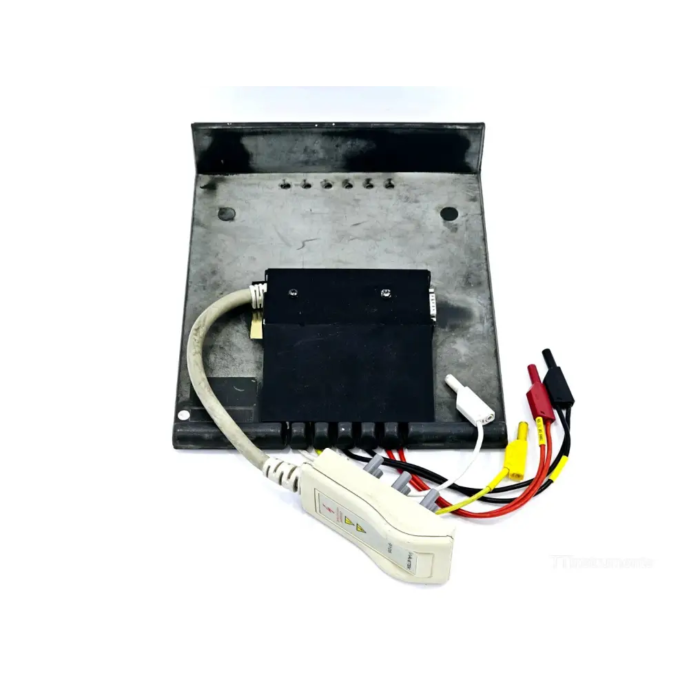 Wavetek 9100 calibration system unit detail showing cosmetic condition for parts listing