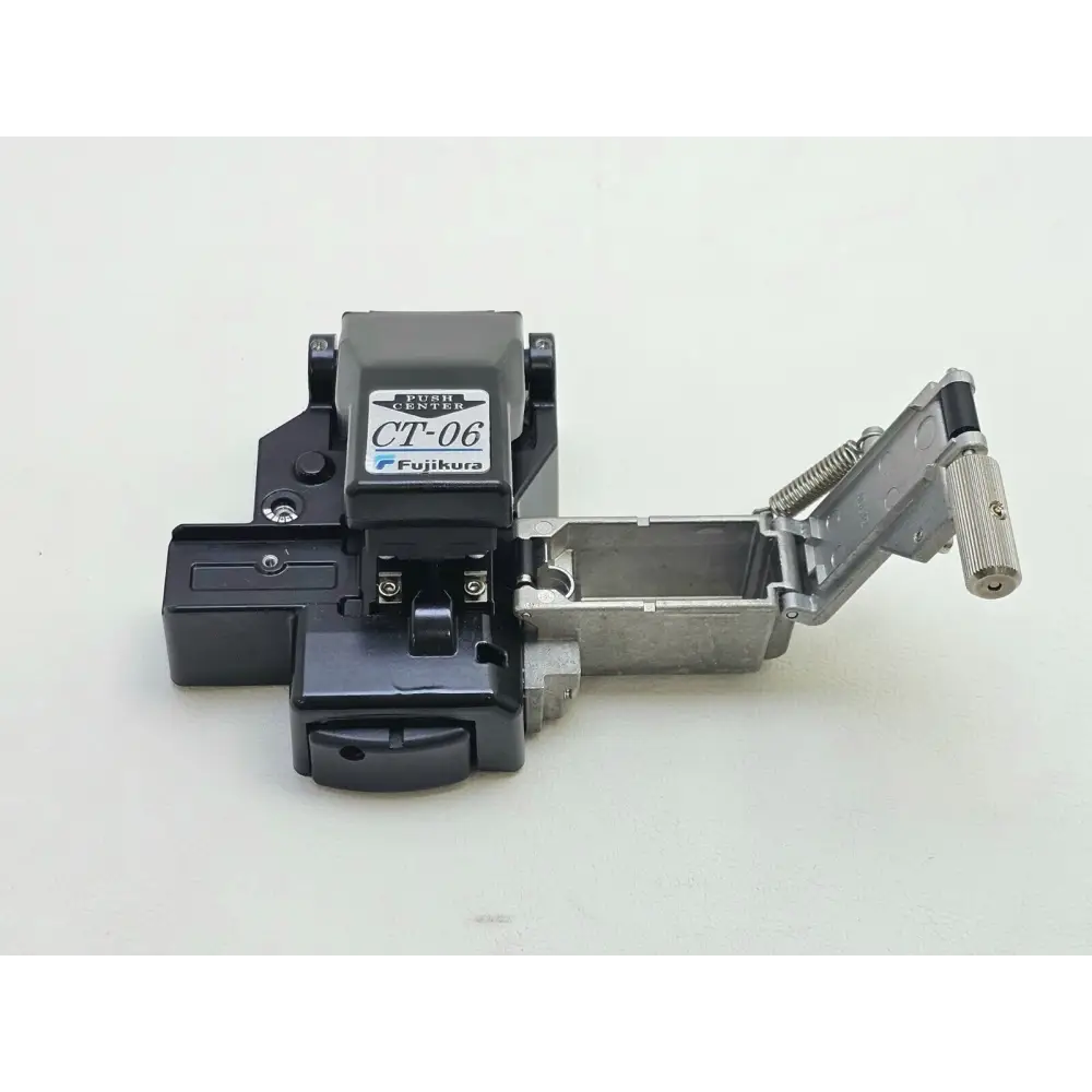 Fujikura 12S splicer rear panel showing USB 2.0 port and power terminals