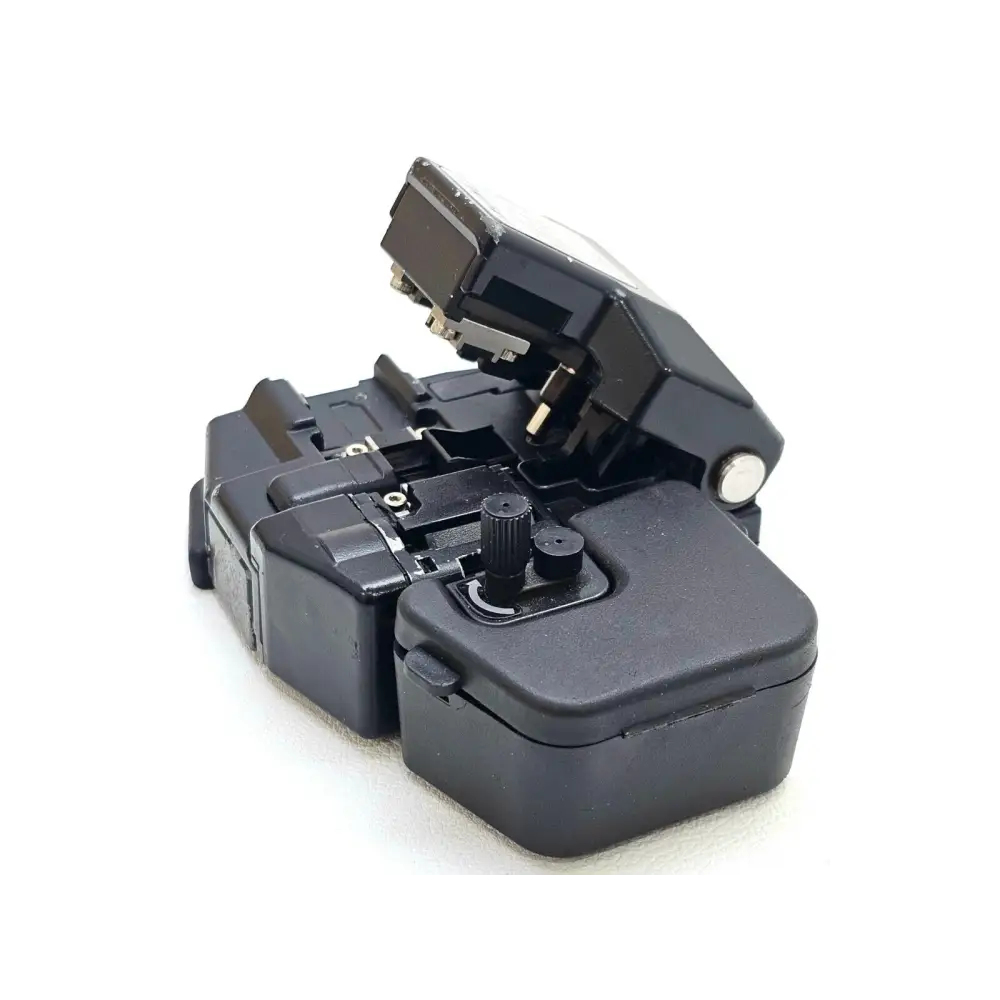 Fujikura 12S splicer rear panel showing USB 2.0 port and power connections