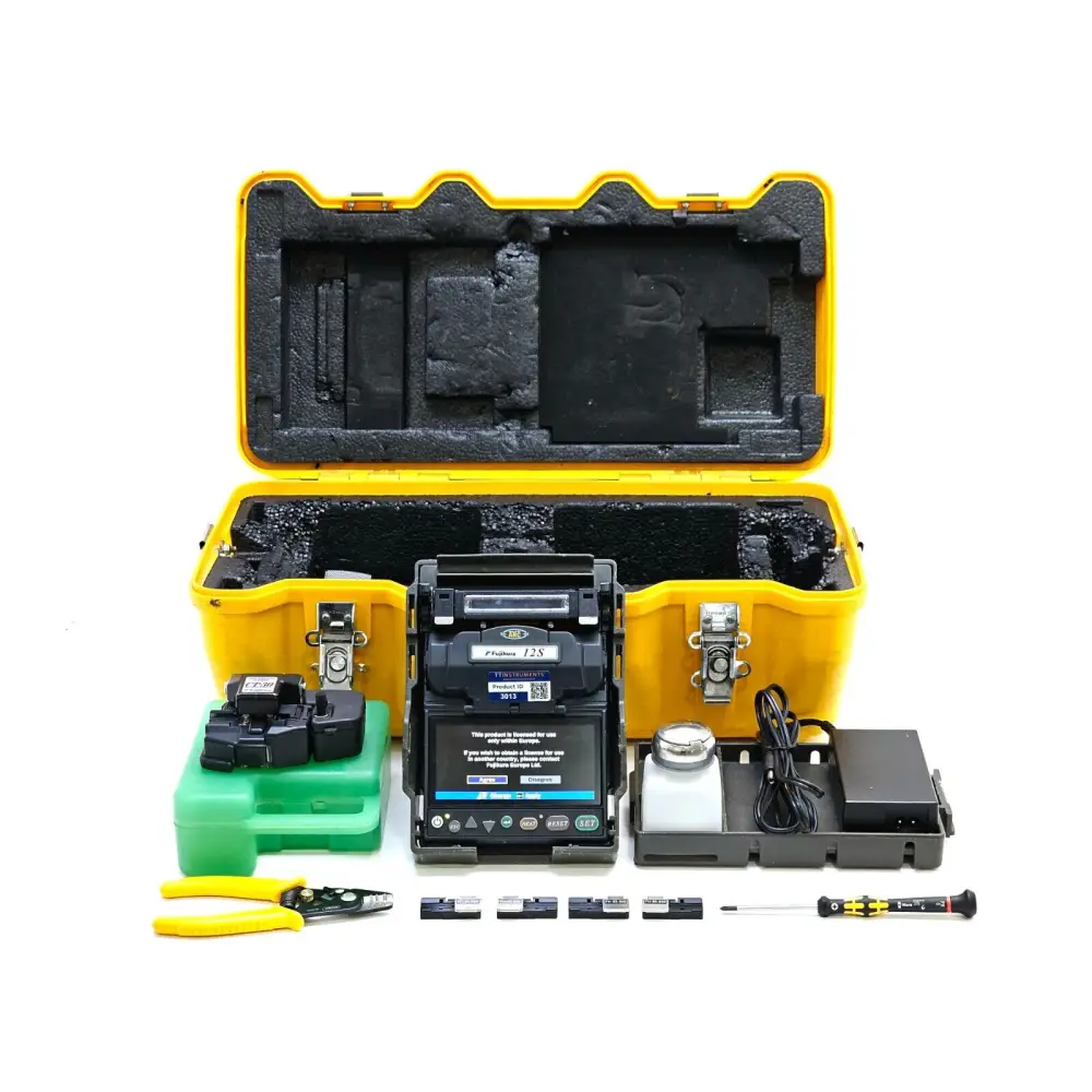 Fujikura 12S SM MM fibre fusion splicer front view with 4.5 inch colour LCD display