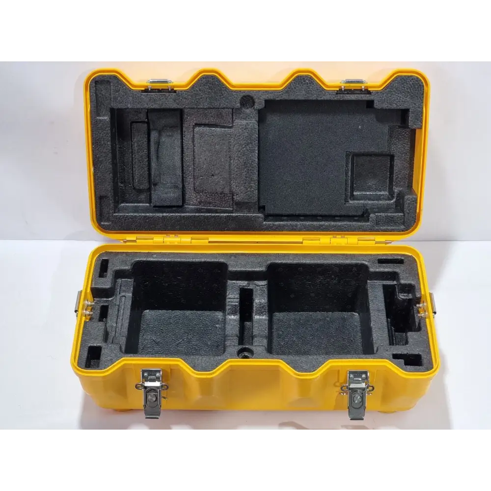 Fujikura FSM-12S splicer showing cosmetic wear consistent with field use