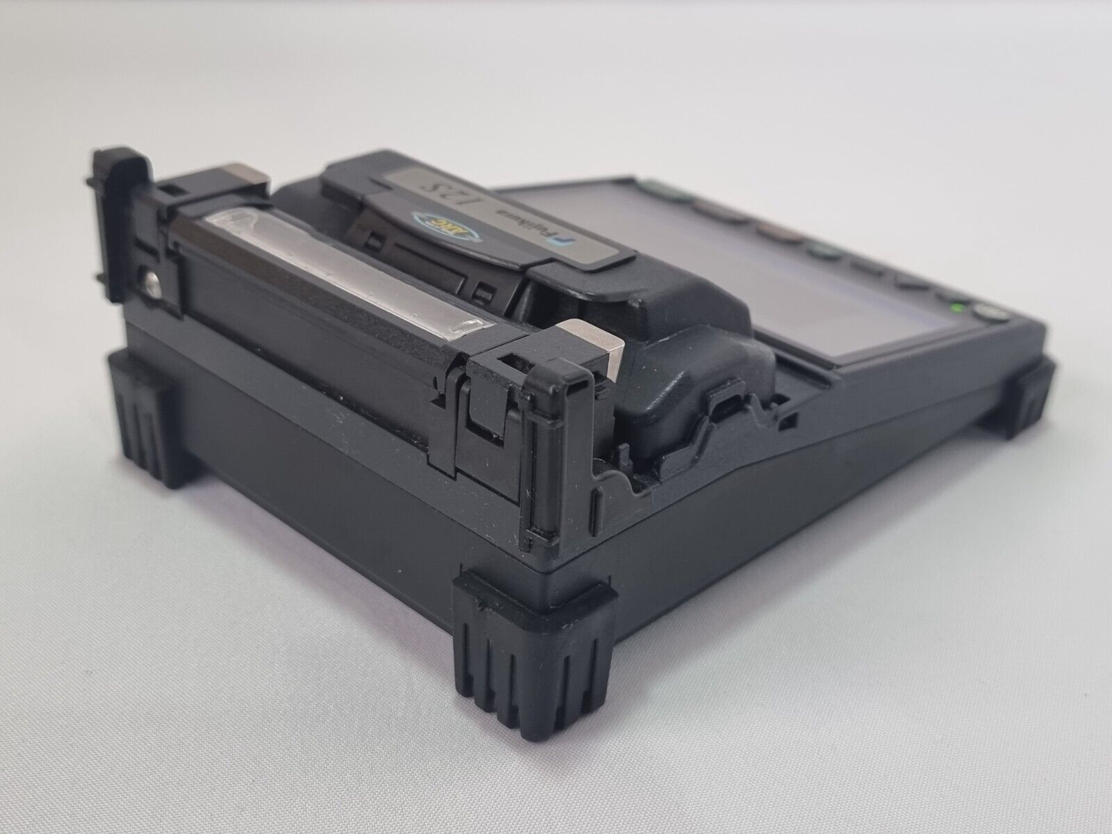 Fujikura 12S SM MM Fiber Fusion Splicer w/ CT-06 Cleaver & Fiber Holders FSM 12S