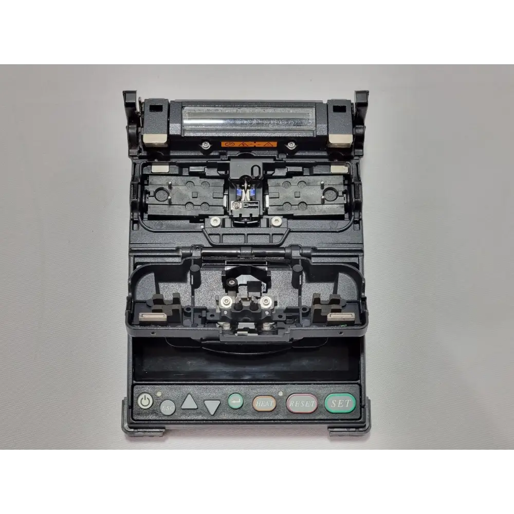 Fujikura 12S fiber splicer with power adapter included