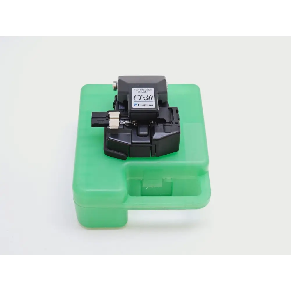 P5000i inspection probe showing SC and LC bulkhead tips and patchcord tip accessories