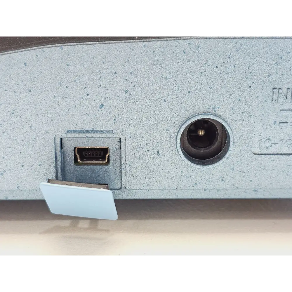 Fujikura FSM-22S fusion splicer with battery pack and carry case